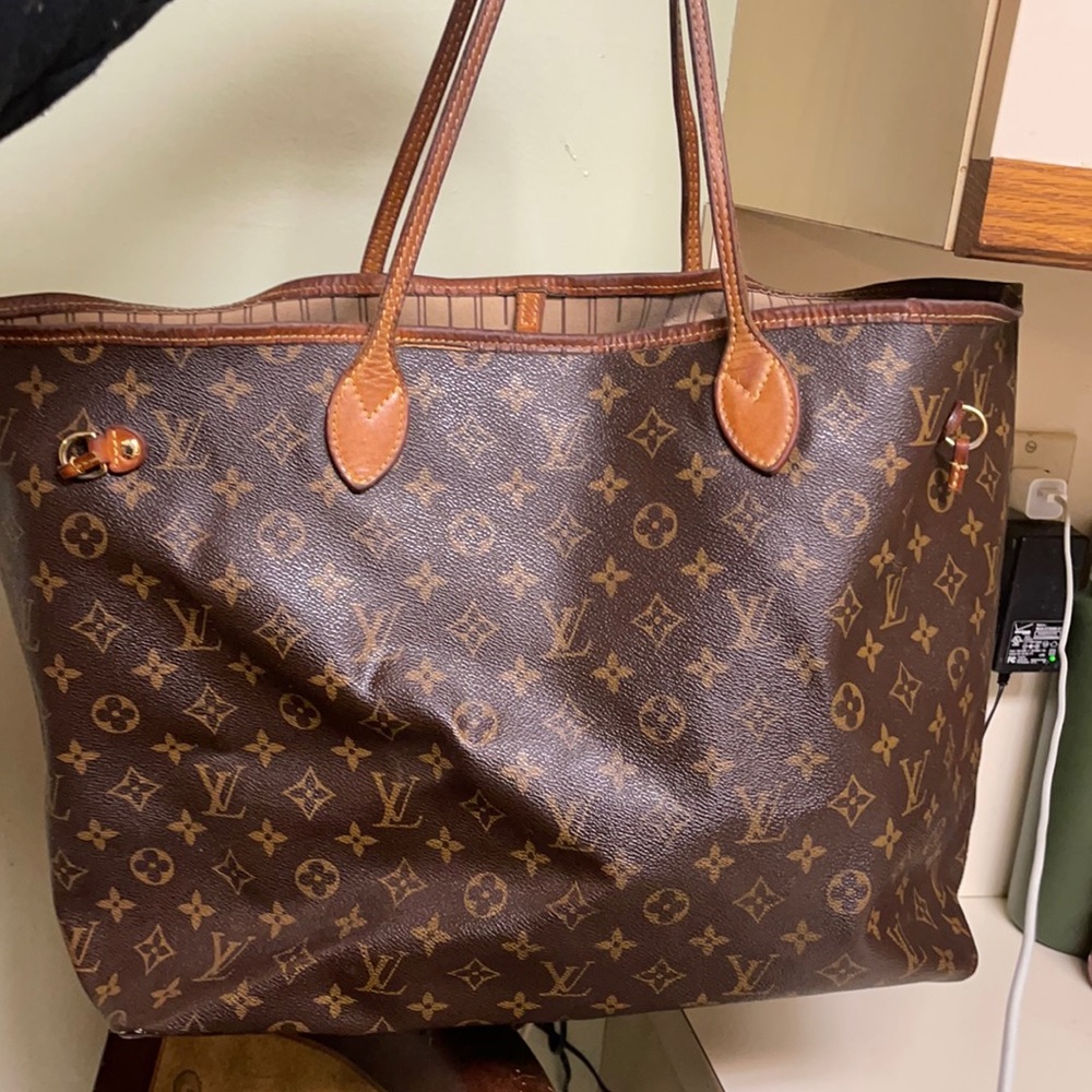 Louis Vuitton neverfull